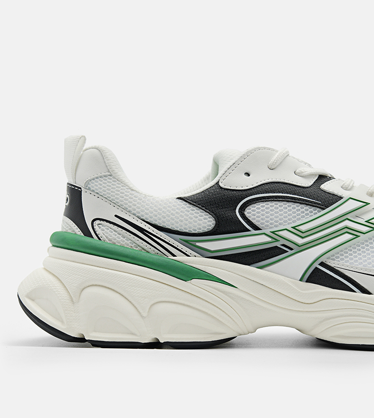 NOVO Cyclone Runner Sneakers