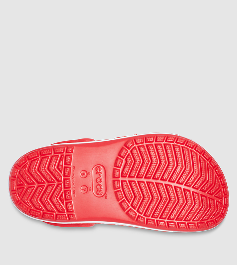 صندل كلوج بلون أحمر.