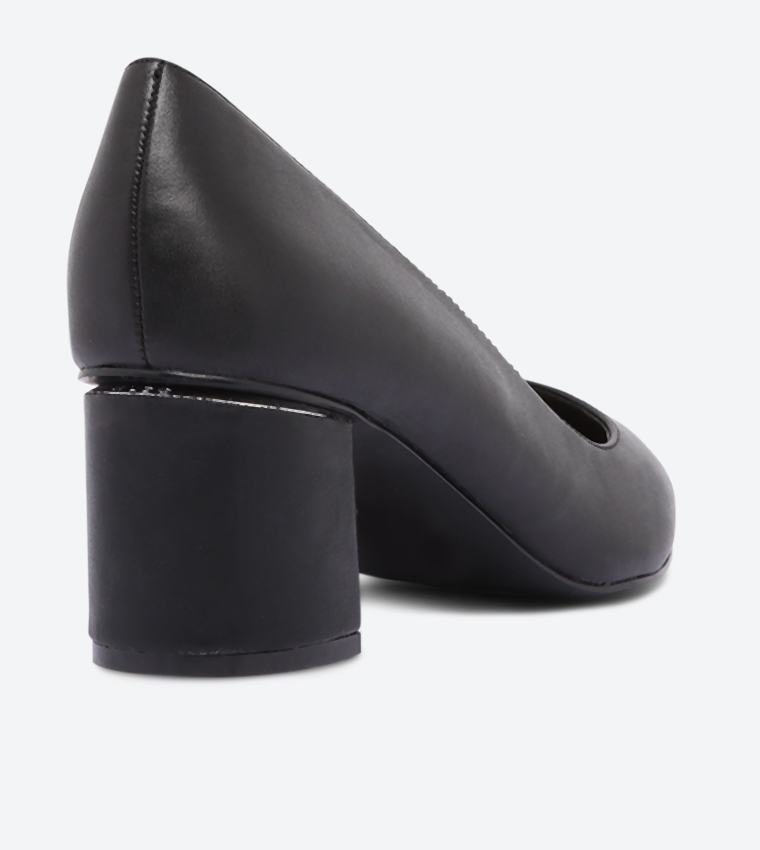 Friravia Pointed Toe Block Heel Pumps - Black