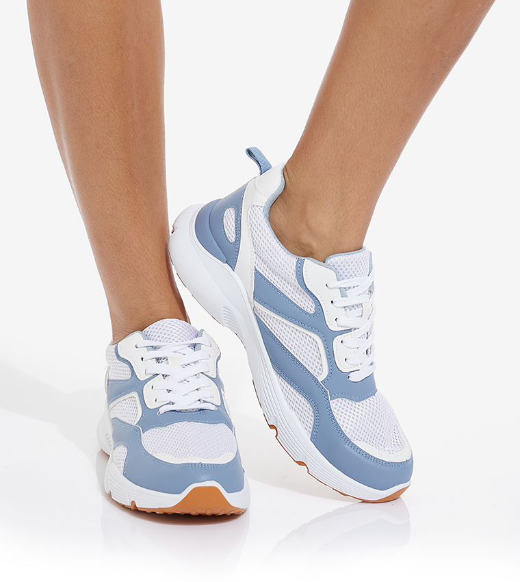 Retro Lace Up Sneakers