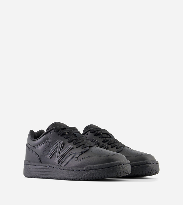BB480 Round Toe Lace-Up Sneakers