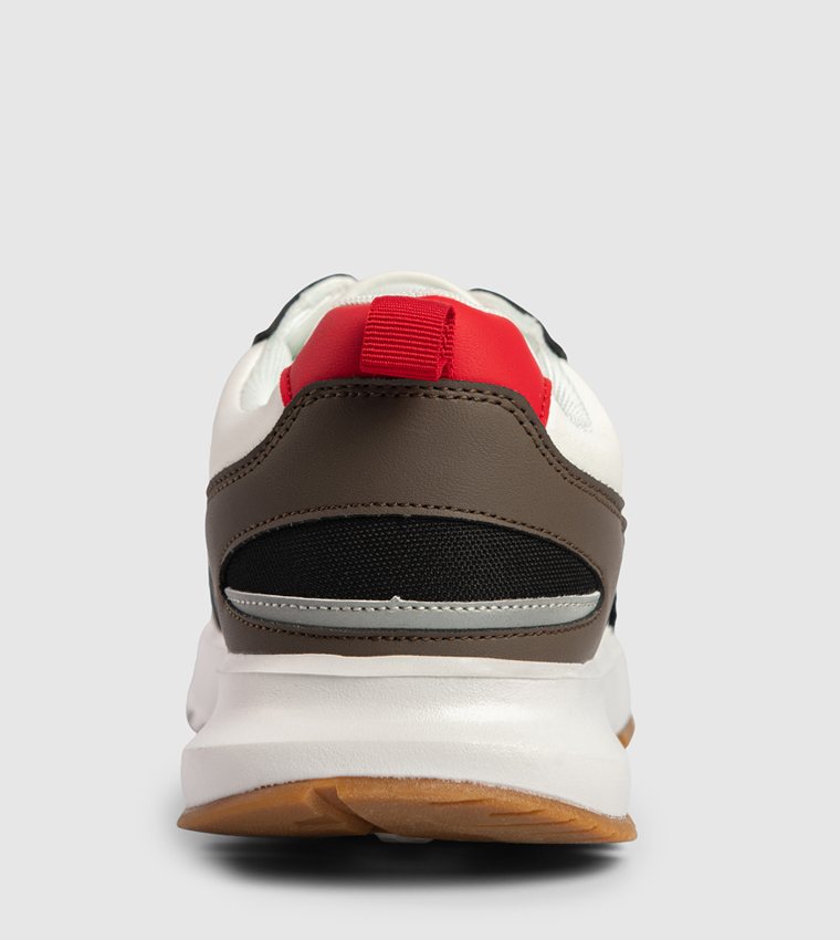 حذاء رياضي برباط بتفاصيل مونوغرام