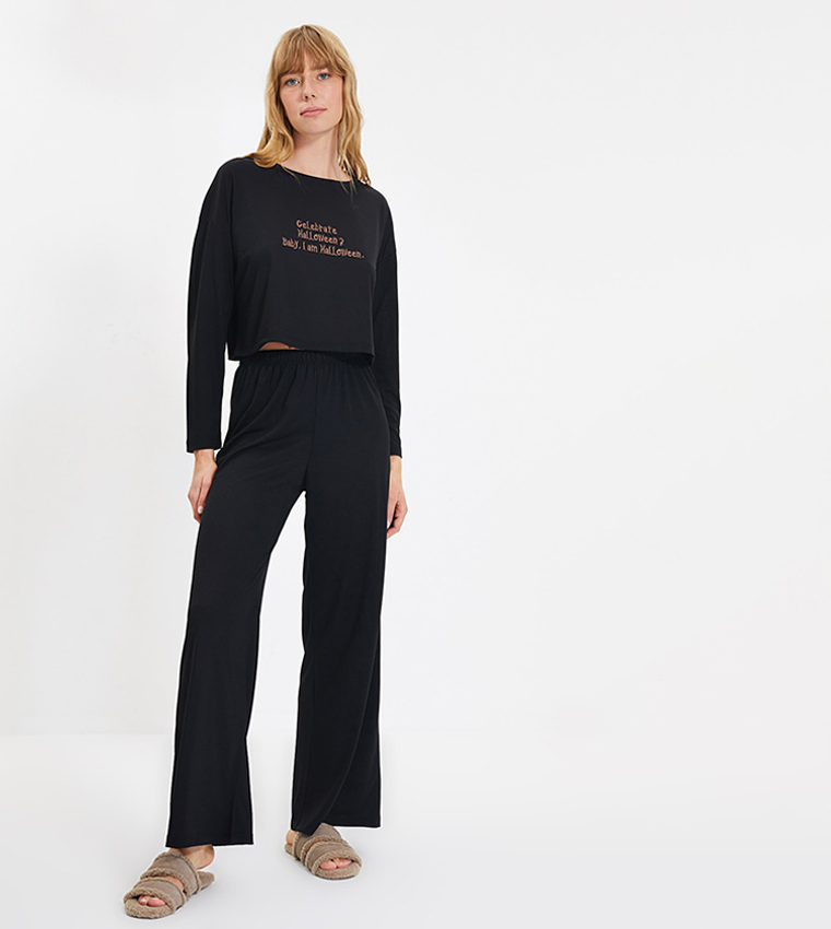 Buy Trendyol Basic Printed Night Suit In Black | 6thStreet Qatar