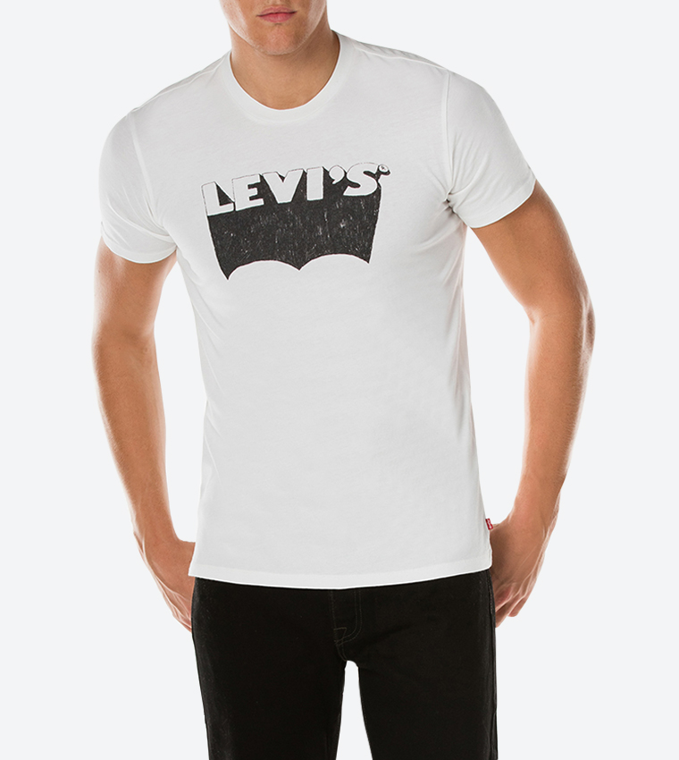 Buy Levi s Levis Housemark T Shirt White 22489 0064 In White 6thStreet Qatar