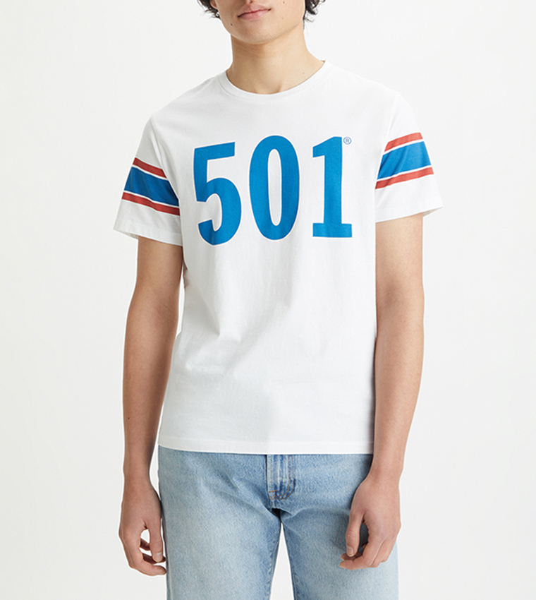 Outfit t shirt levis discount