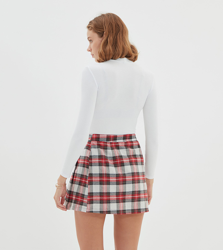 Red and white plaid skirt best sale