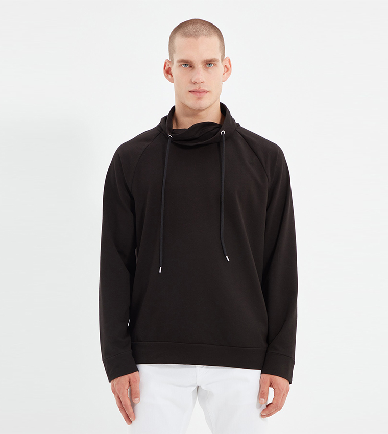 Basic black sweatshirt sales