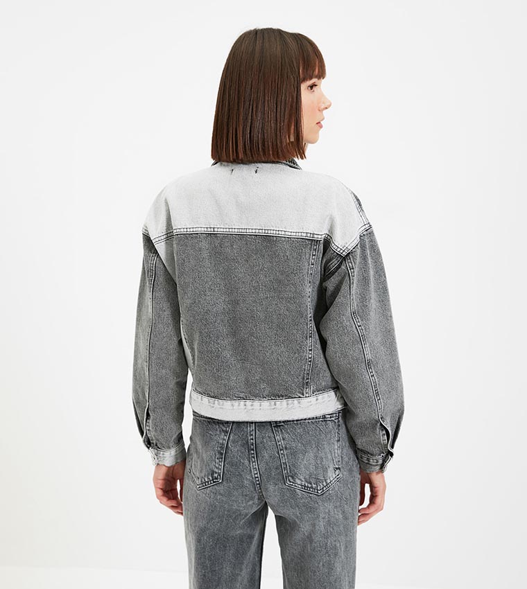 Buy Trendyol Colorblocked Denim Jacket In Grey | 6thStreet Oman