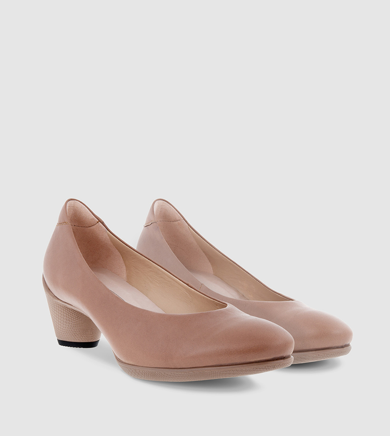 Ecco sculptured outlet pump