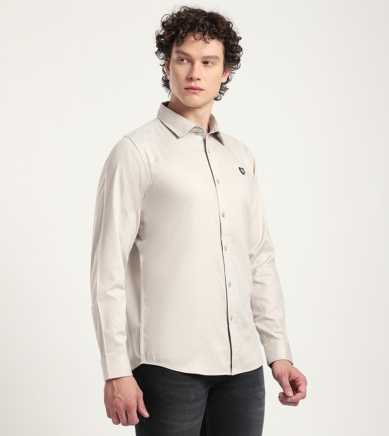 قميص كم طويل