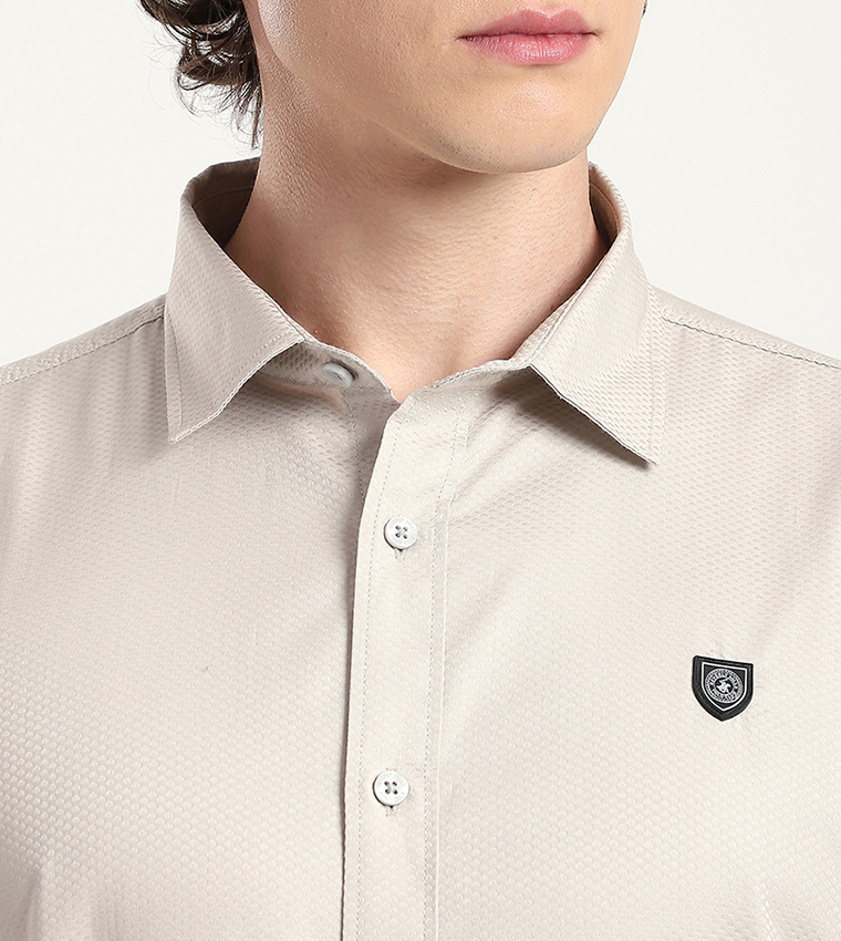 قميص كم طويل