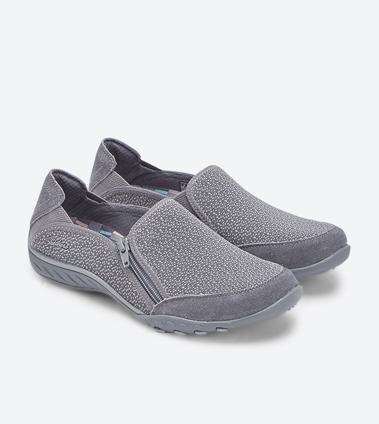 Skechers slip 2024 on with zipper