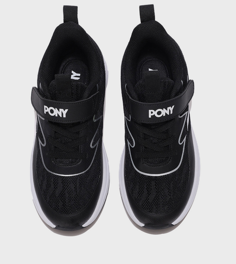 Round Toe Velcro Closure Sneakers