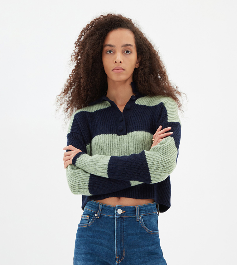 Color block crop sweater best sale