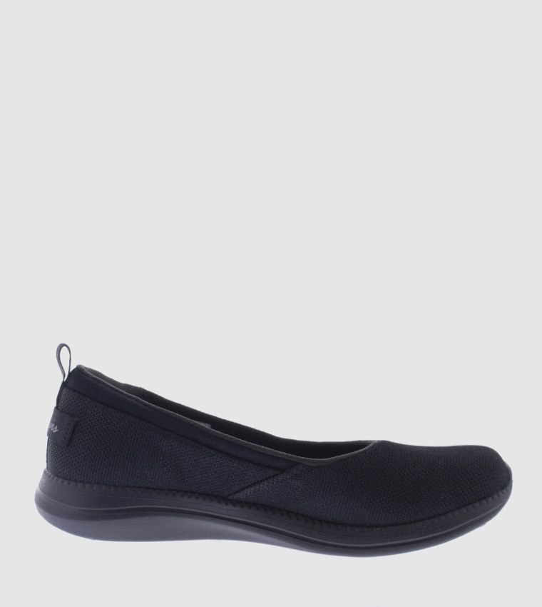 Skechers black city outlet pro