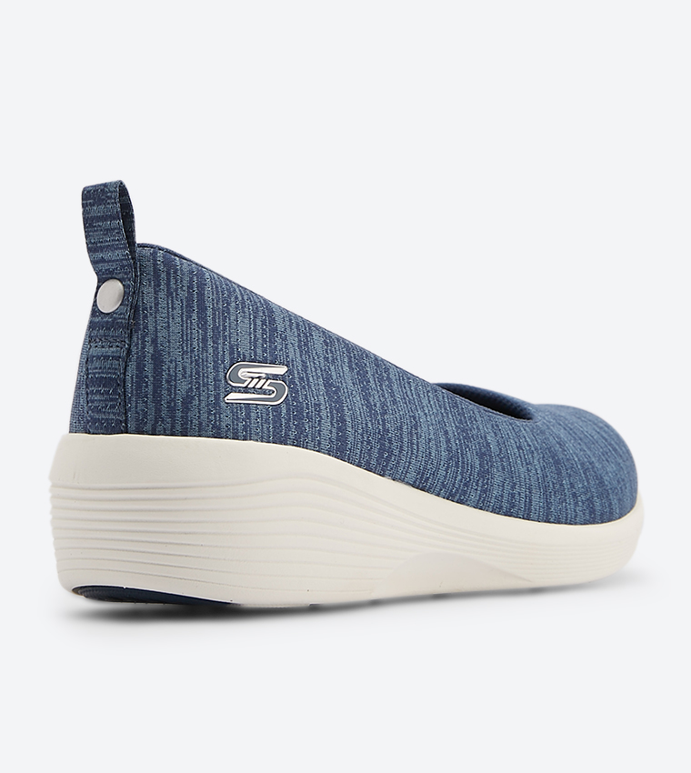 Skechers 23752 on sale