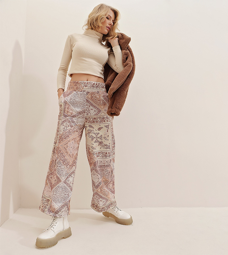 Buy Trend Alaçatı Stili Patterned Elastic Waist Wide Leg Pants In Beige ...