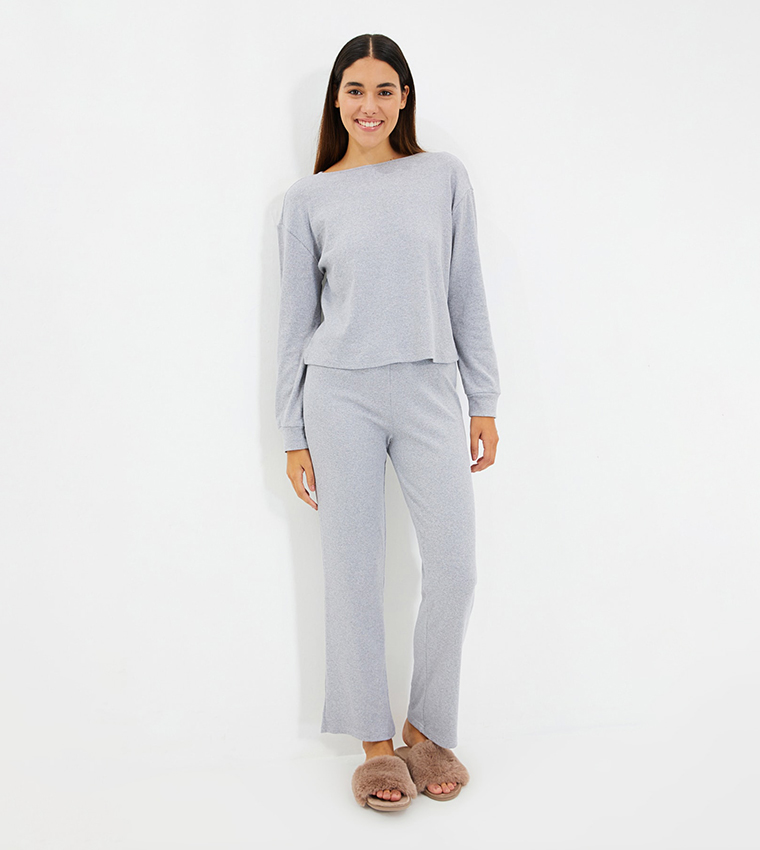 Buy Trendyol Basic Night Suit In Grey | 6thStreet Saudi Arabia