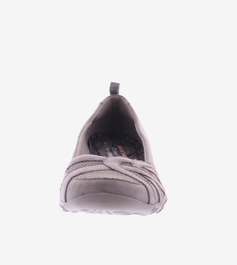 Breathe Easy Round-Toe Slip-On Ballerinas - Brown