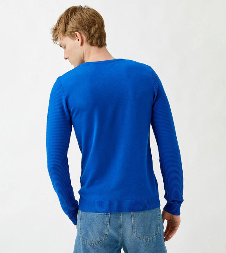Buy Trendyol Basic Regular Fit Sweater In Blue | 6thStreet Qatar