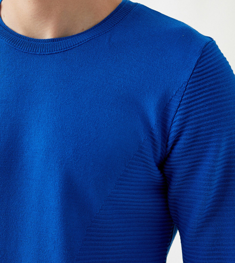 Buy Trendyol Basic Regular Fit Sweater In Blue | 6thStreet Qatar