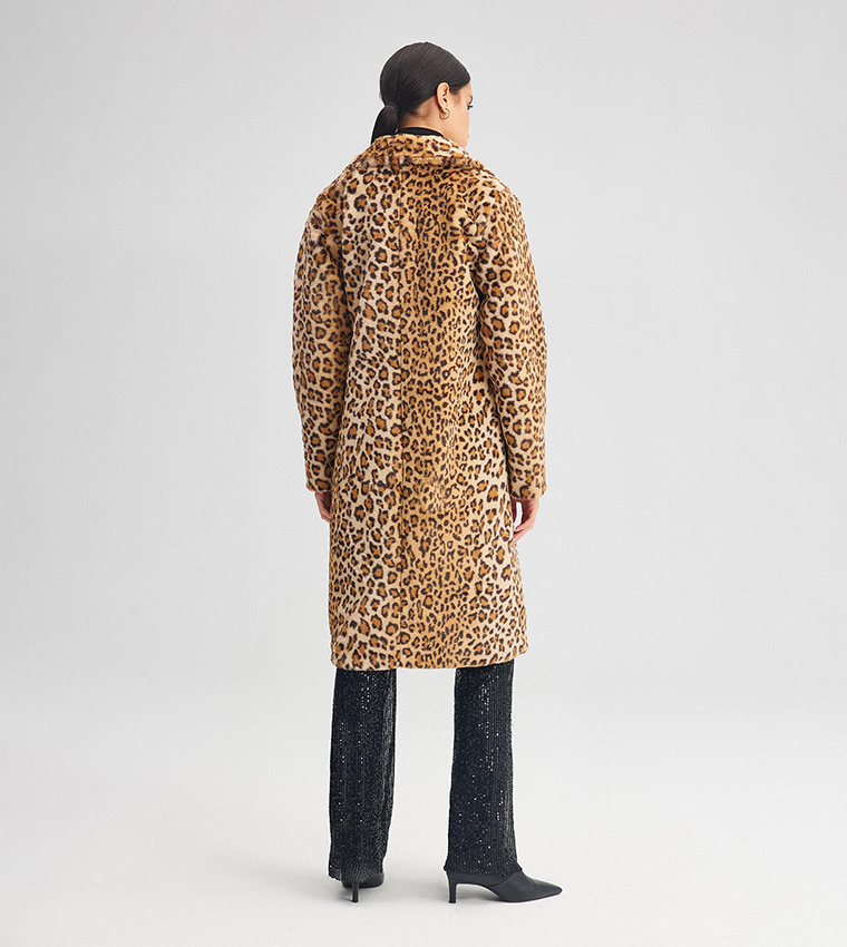 Patterned faux outlet fur coat