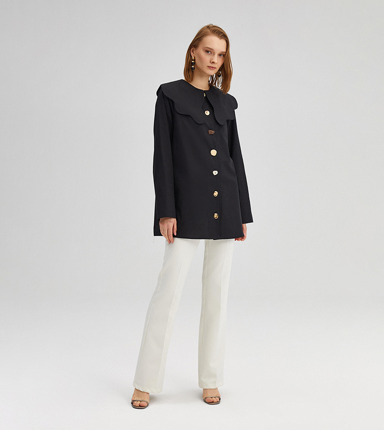 Solid scallop Collar Long Sleeves Top