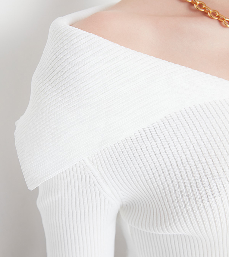 Theory on sale choker sweater