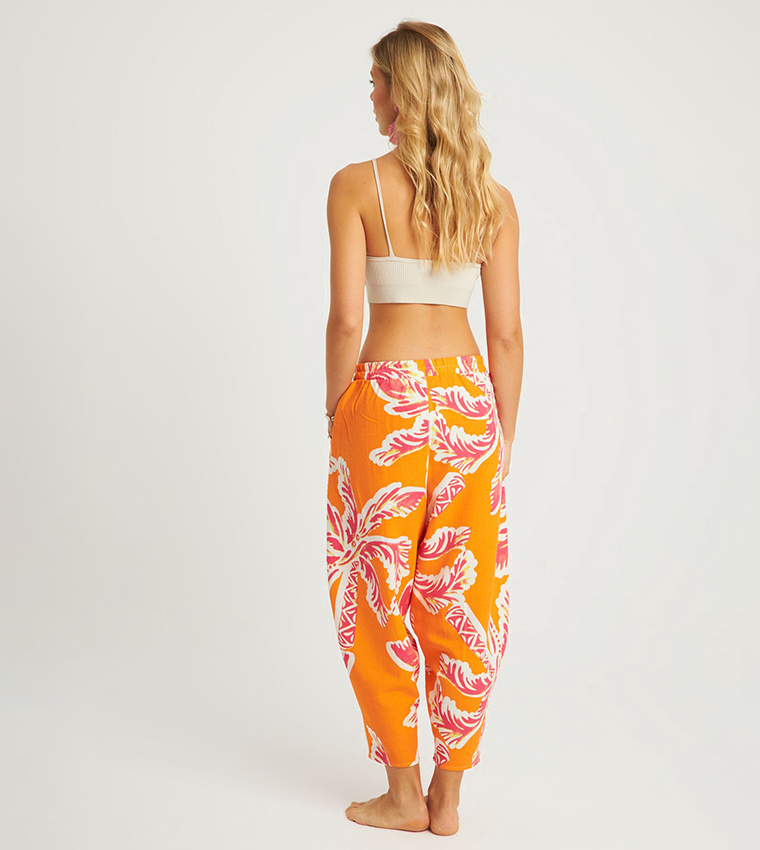 Patterned Cropped Beach Pants