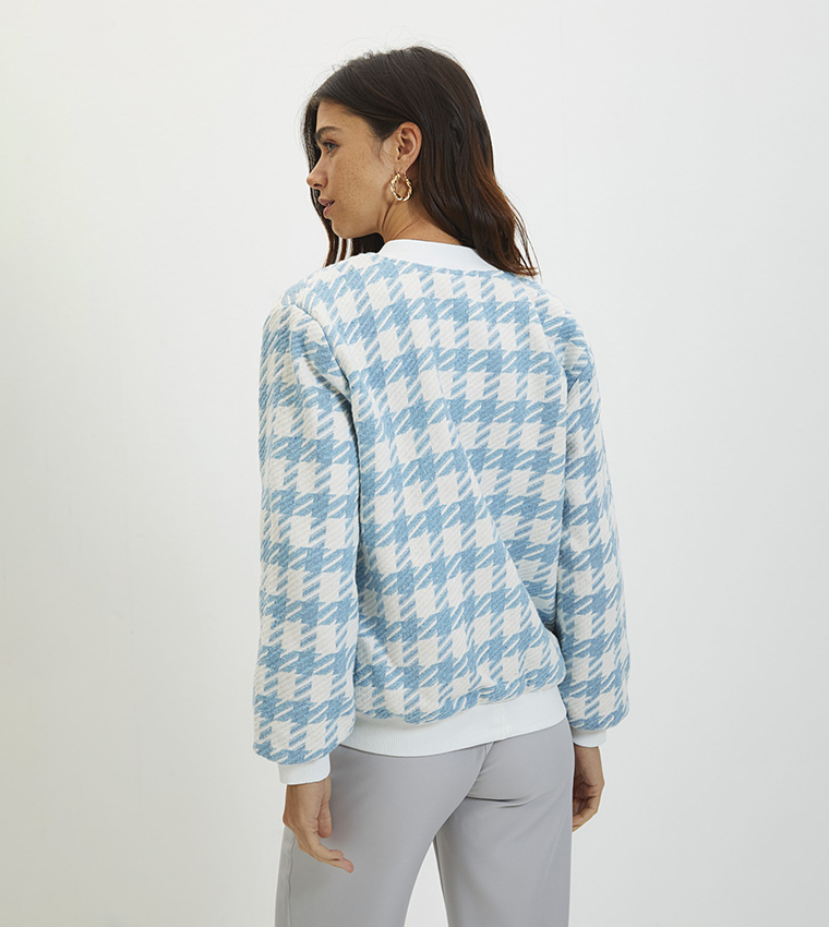 Buy Trendyol Checkered Cropped Jacket In Blue | 6thStreet Qatar