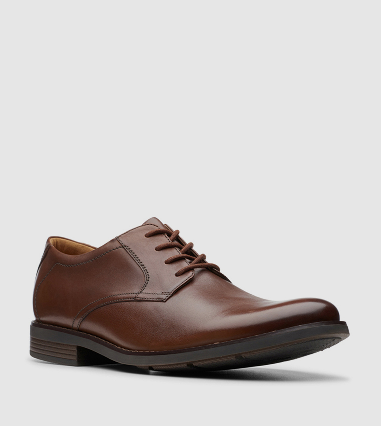 Clarks tan hot sale formal shoes