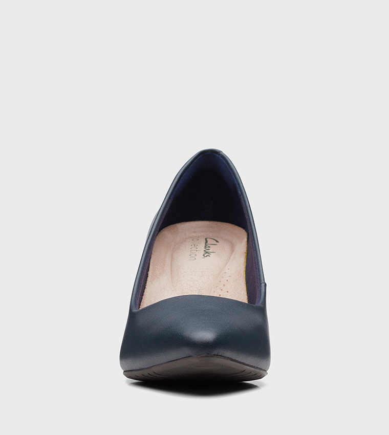 Clarks navy pumps best sale