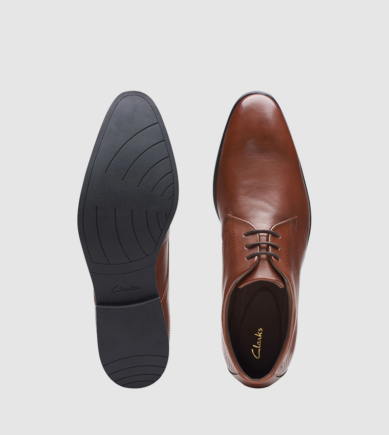 Clarks formal shoes without laces best sale