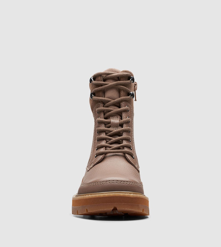 PragueStyle Lace-Up Ankle Boots