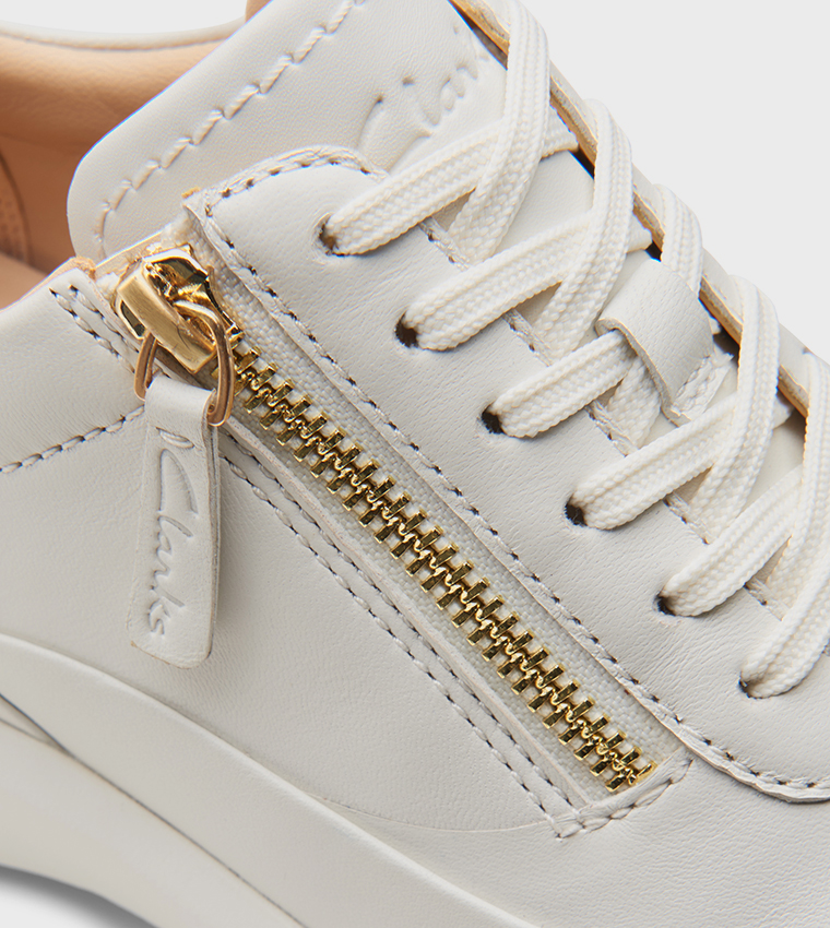 Tivoli Zippered Sneakers
