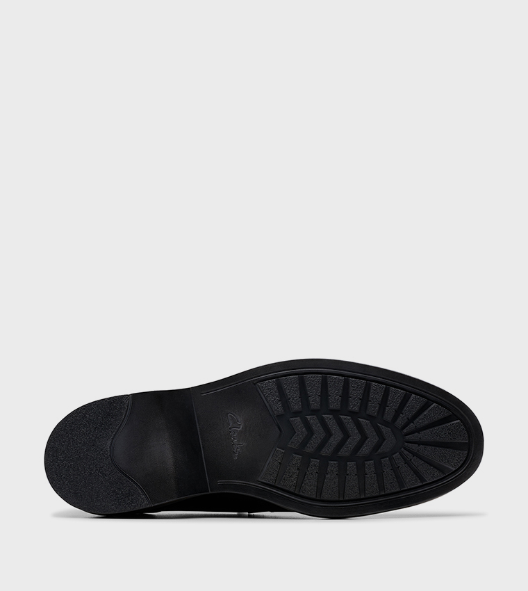 Aldwin Step Textured Loafers