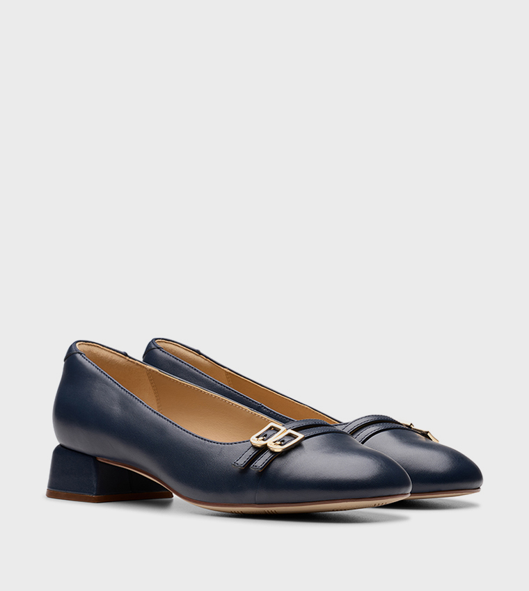 Daiss30 Buckle Detail Pumps