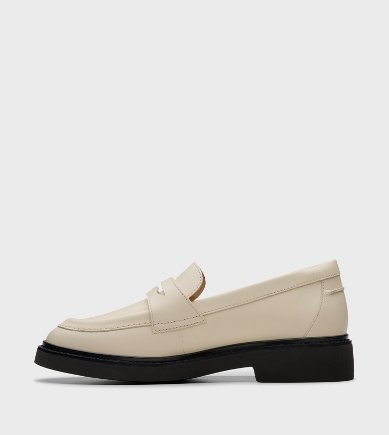 Splend Edge Leather Loafers