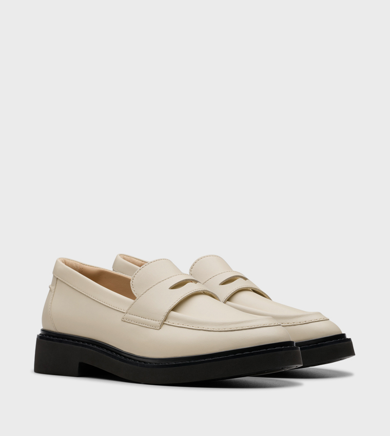 Splend Edge Leather Loafers