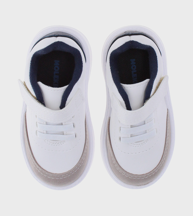 Round Toe Velcro Closure Sneakers