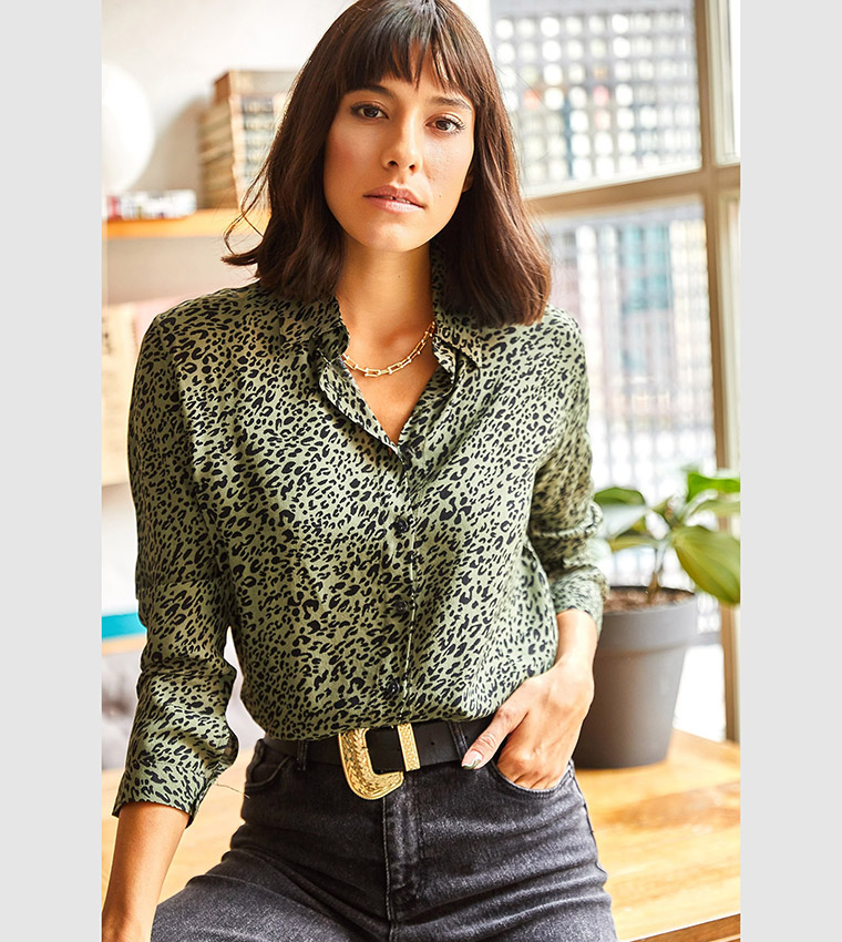 Green shirt with leopard print