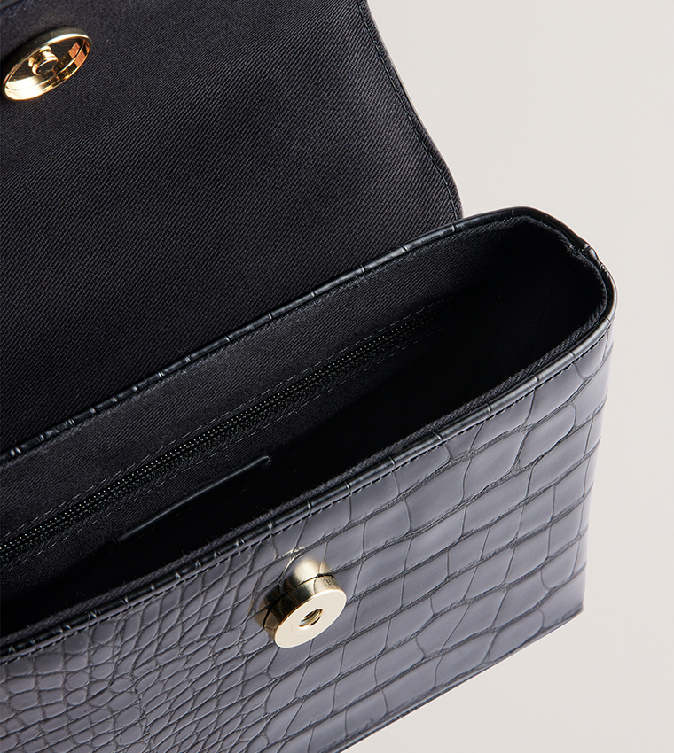AYNAYA Logo Detail Handheld Bag