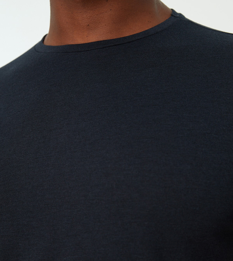 Basic Slim Fit T-Shirt