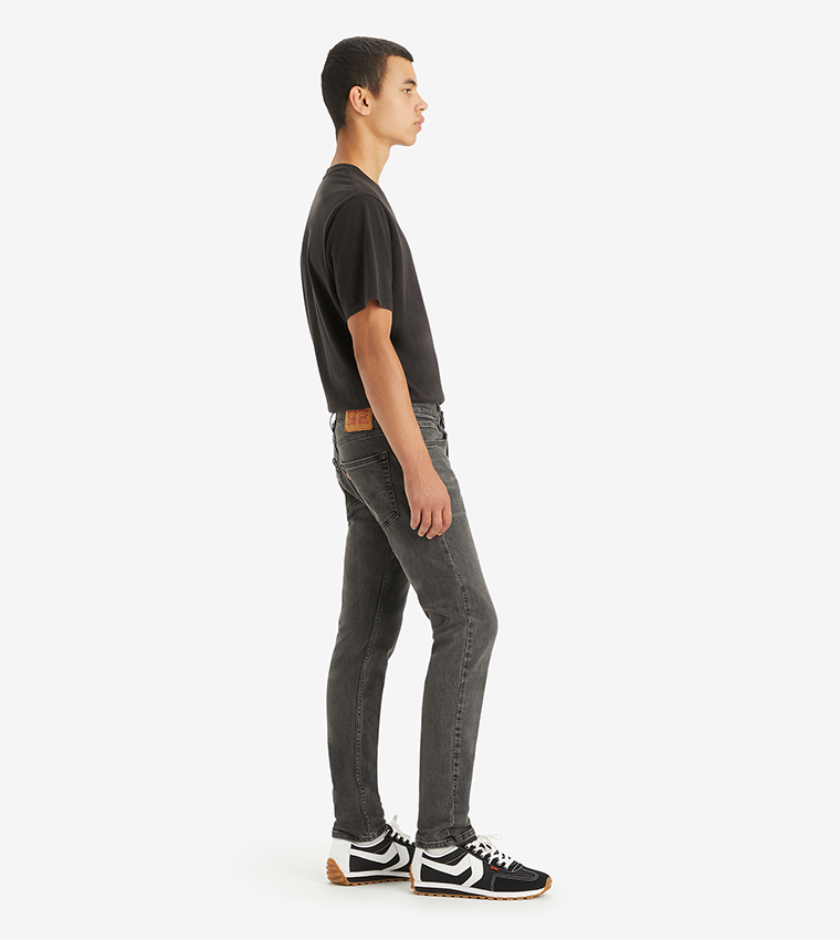512™ Mid Tapered Jeans