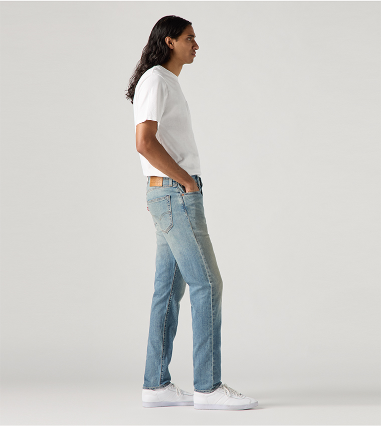 512™ Slim Tapered Fit Lightweight Jeans