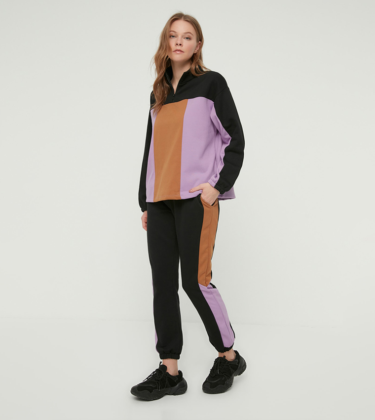 Buy Trendyol Color Block Raised Casual Sweatpants In Black | 6thStreet ...