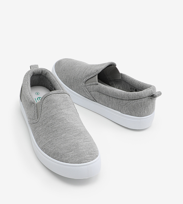 ardene slip on shoes
