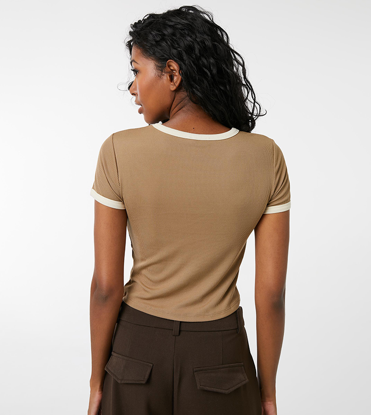 Super Soft Graphic Cropped T-Shirt