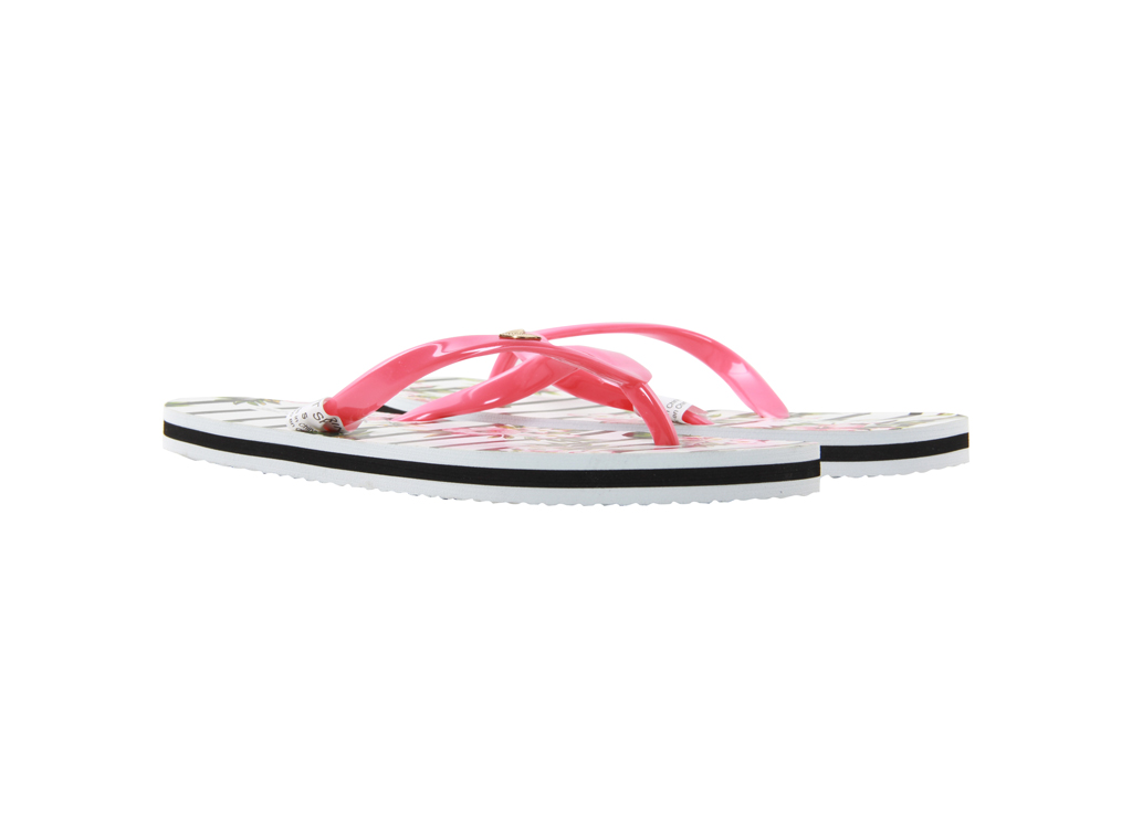 Trelew Beige Flats