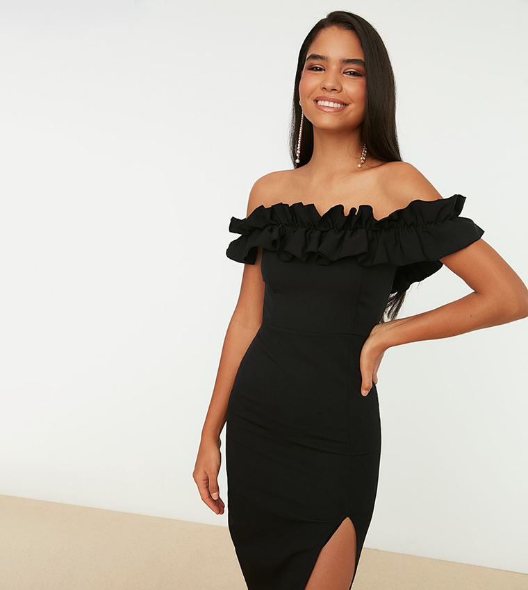 Buy Trendyol Off Shoulder Mini Bodycon Dress In Black 6thstreet Uae 8238